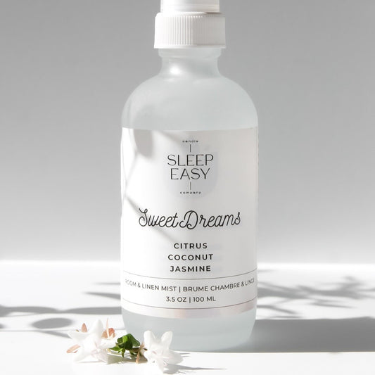 Sweet Dreams room spray, linen mist, brume chambre & linge, sleep easy candle company, frosted spray bottle is displayed on a white background. Best room spray, room sprays canada, home fragrance,